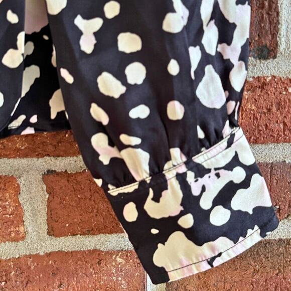 Julie Brown Abstract Animal Print Wrap Blouse NWT - Picture 6 of 7